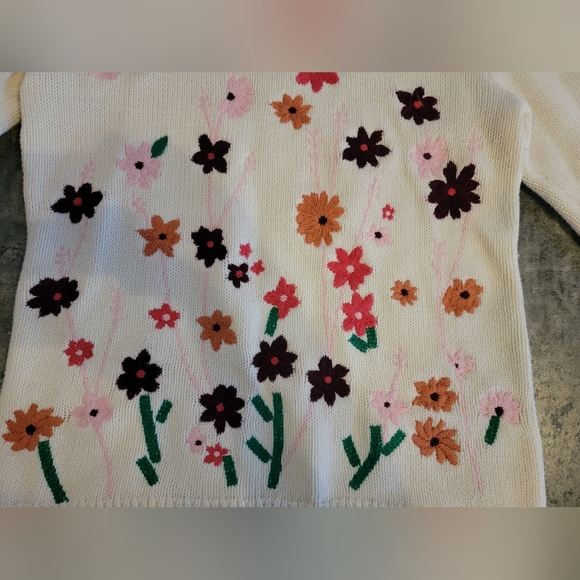 Talbots Mock neck knit Embroidered Flower Sweater - Picture 5 of 7
